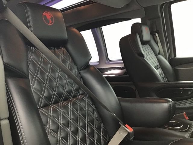 Used 2023 GMC Savana 2500 image 43