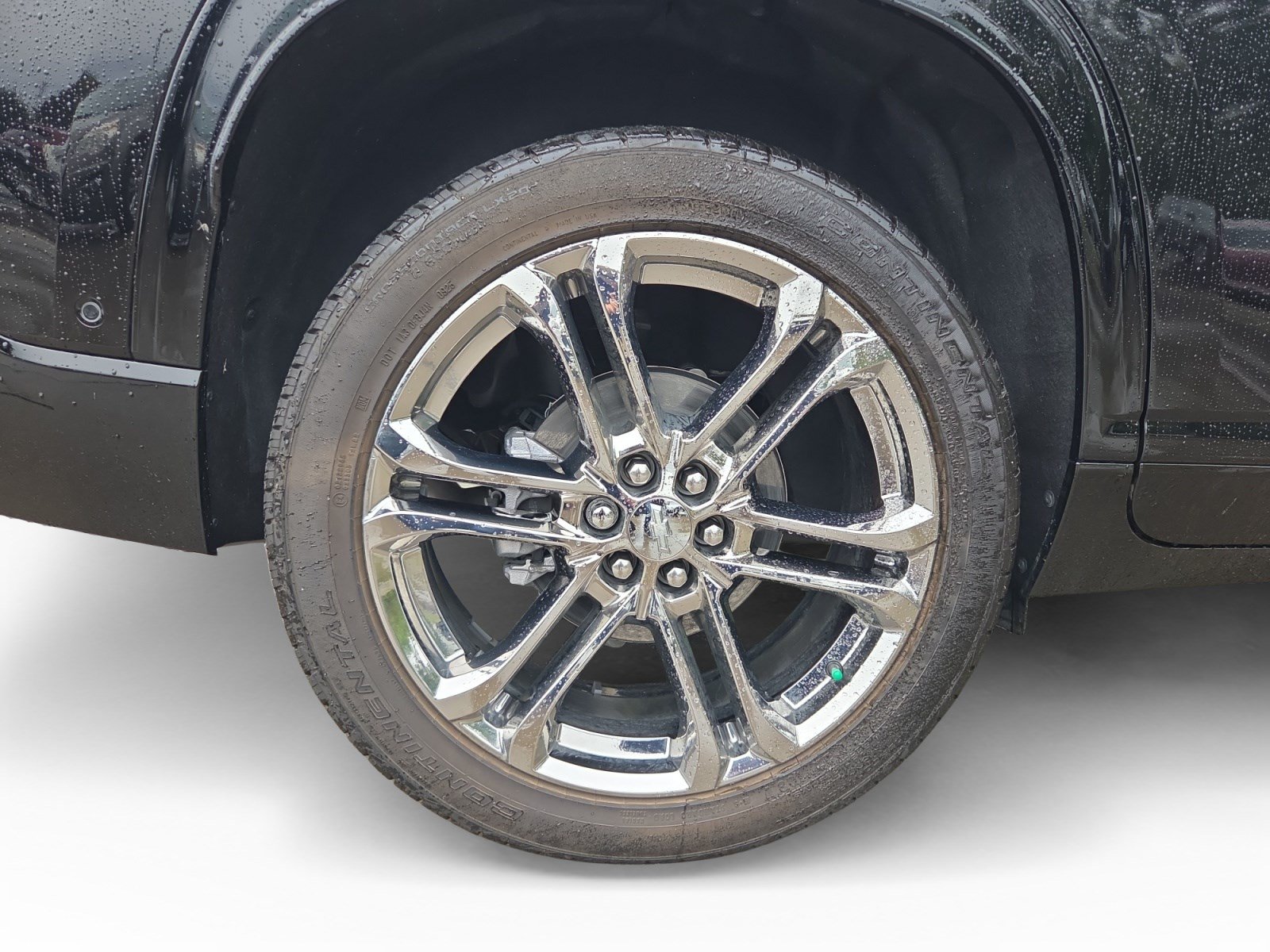 Used 2025 Chevrolet Traverse High Country FWD image 17