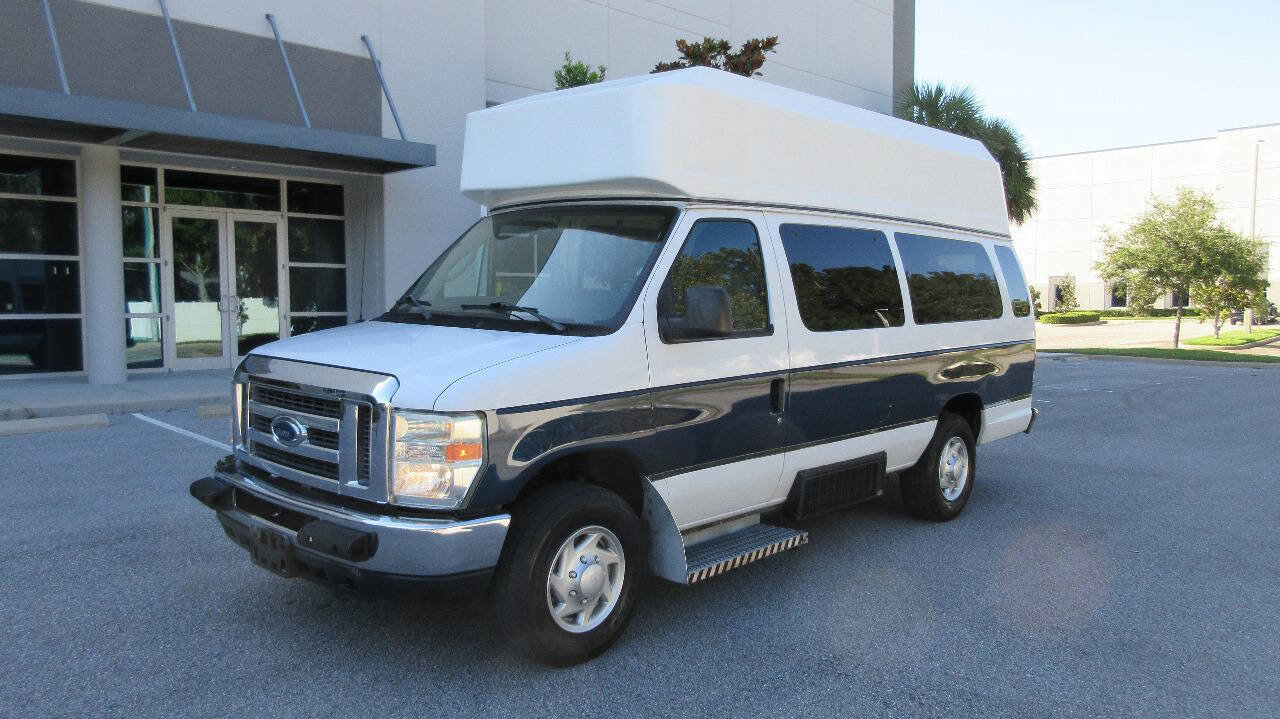 Used 2013 Ford E-350 and Econoline 350 Extended Super Duty w/ PWR Group RWD image 1