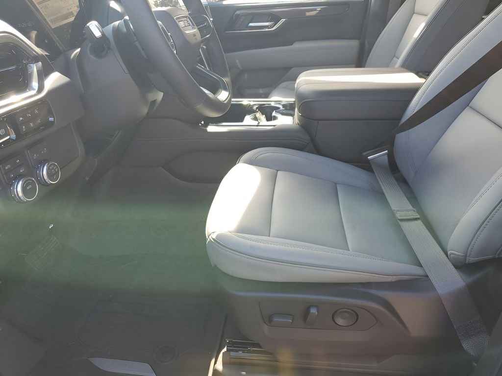 New 2026 GMC Yukon XL Elevation w/ LPO, Floor Liner Package image 32