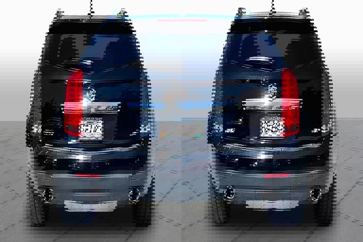 Used 2014 Cadillac SRX Luxury FWD image 5