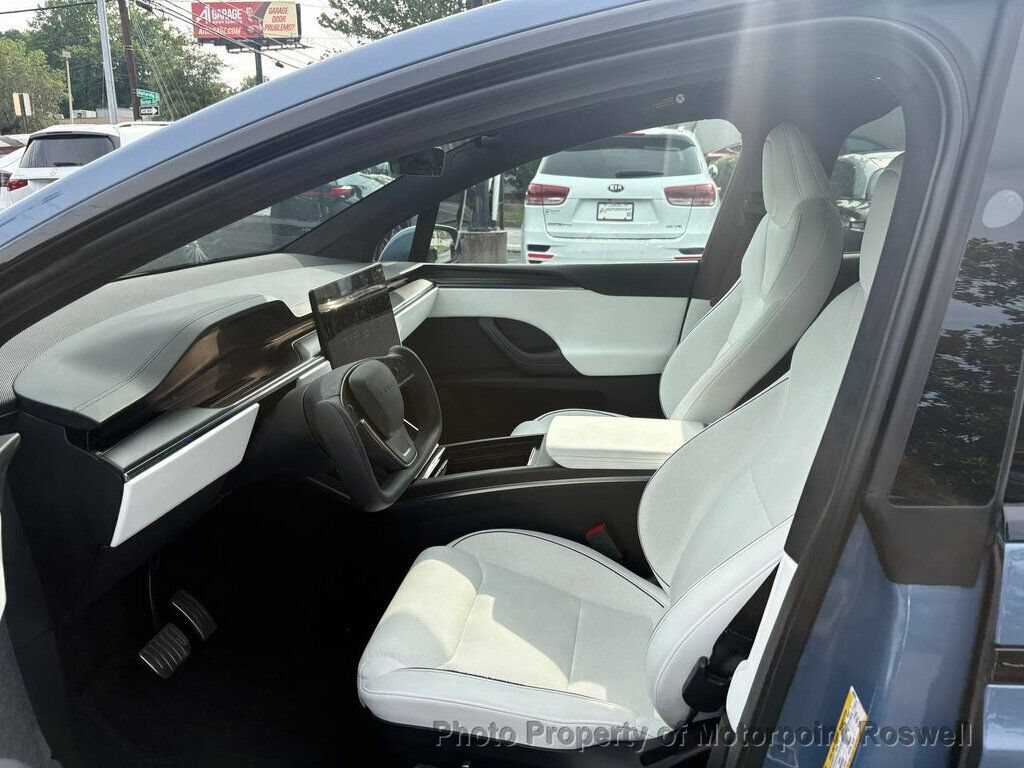 Used 2026 Tesla Model X Plaid AWD/4WD image 14