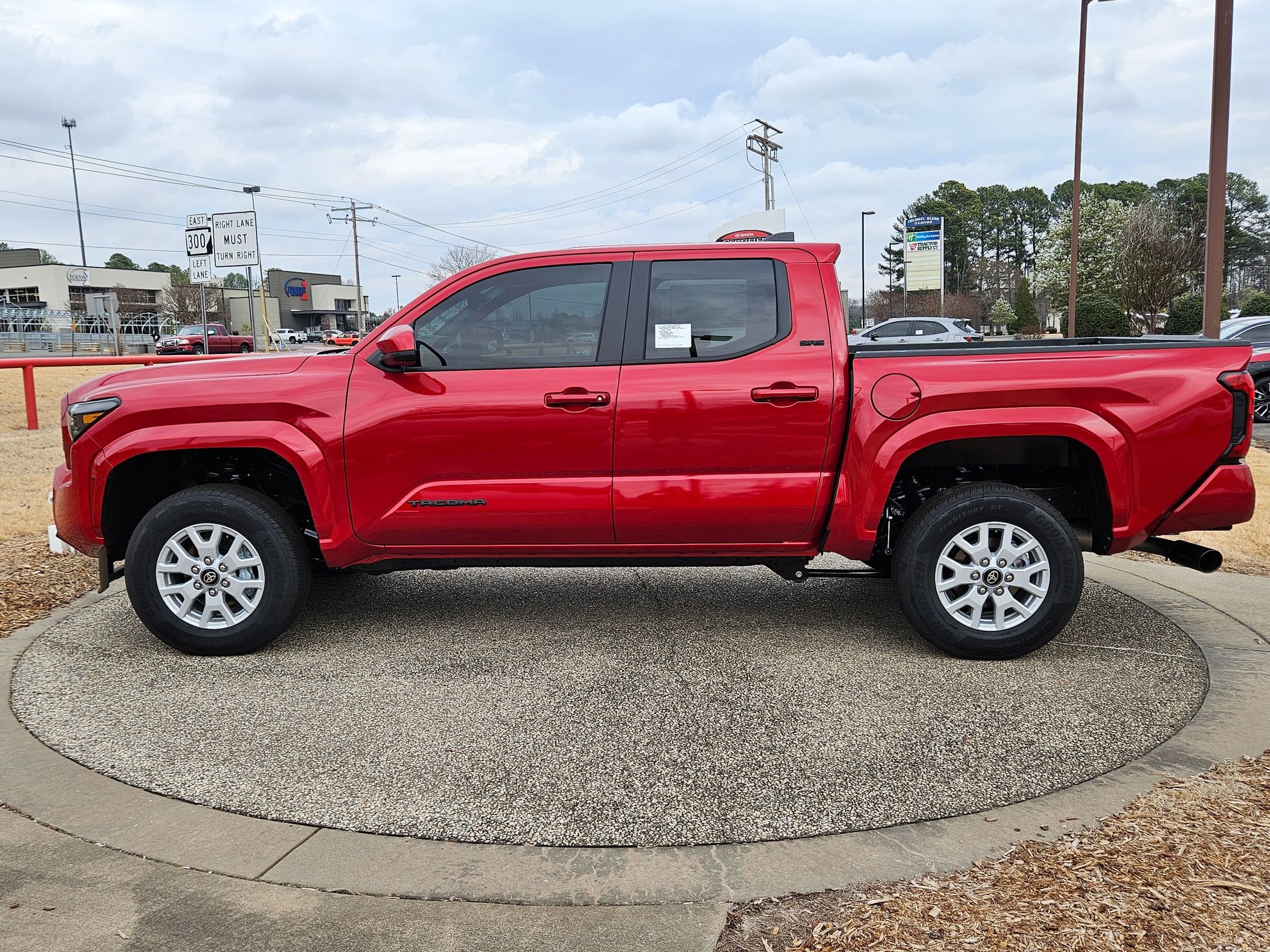 New 2026 Toyota Tacoma SR5 image 4