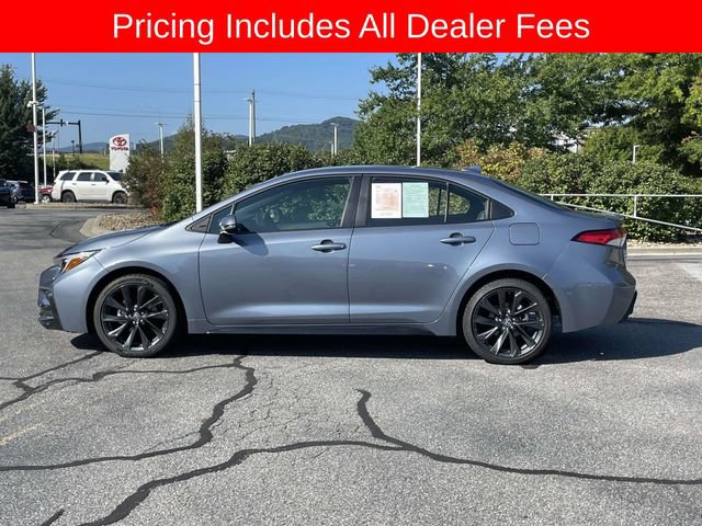 Used 2026 Toyota Corolla SE FWD image 2