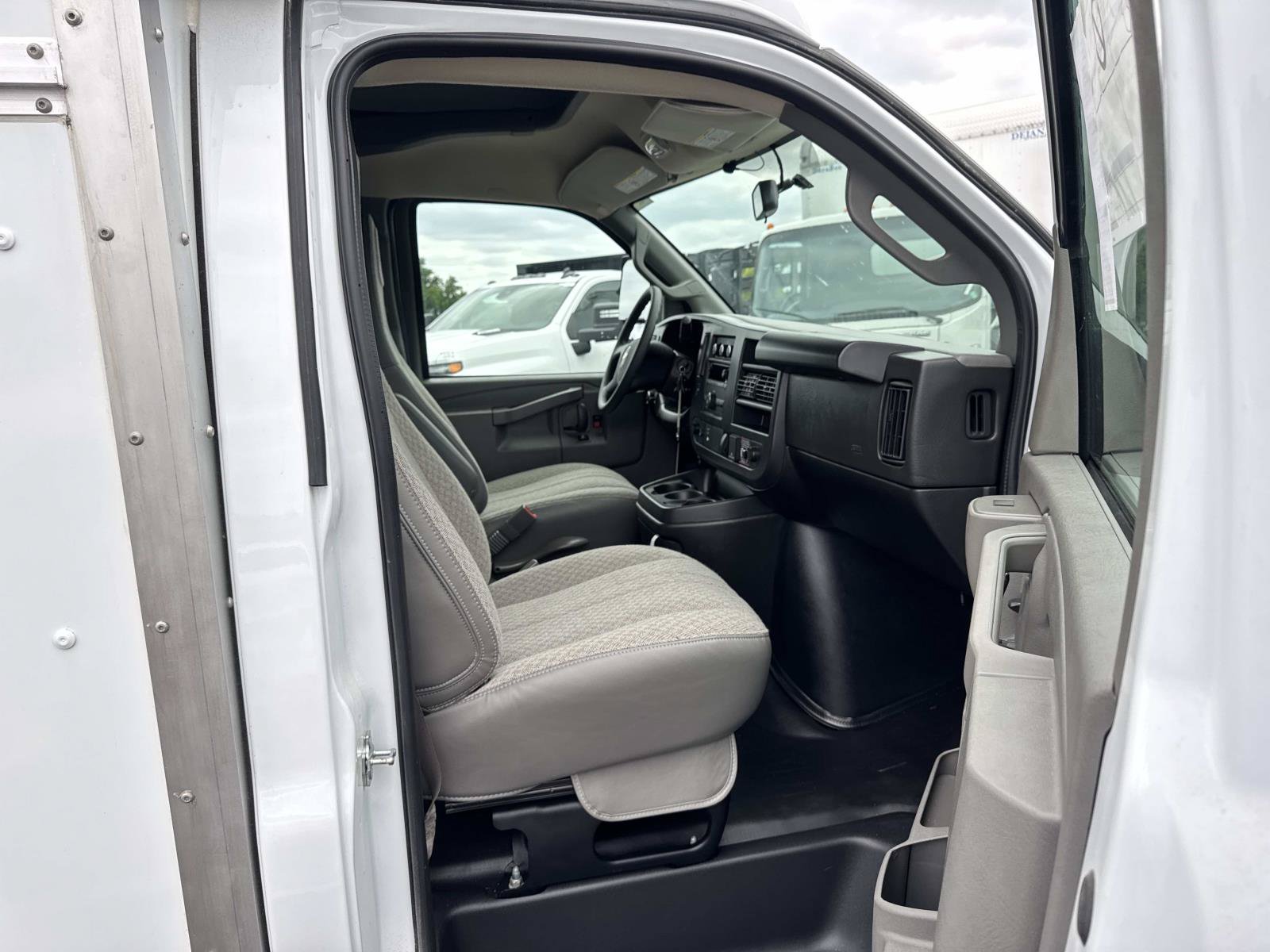 New 2026 Chevrolet Express 3500 w/ Power Convenience Package RWD image 12