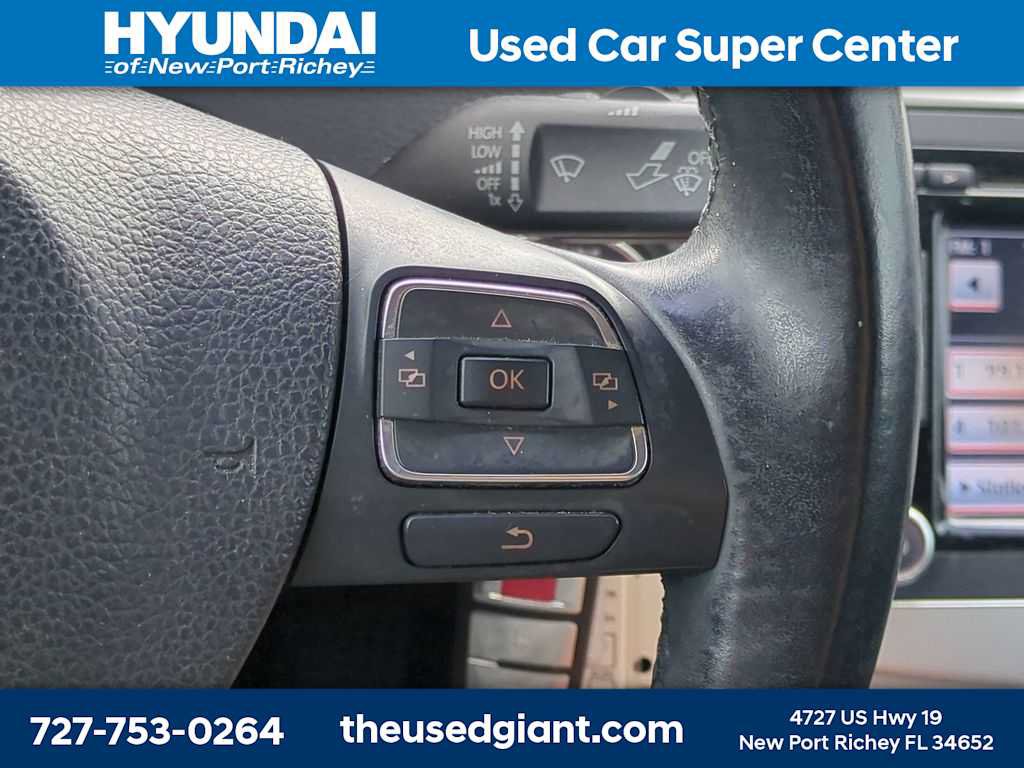 Used 2012 Volkswagen CC Sport FWD image 22