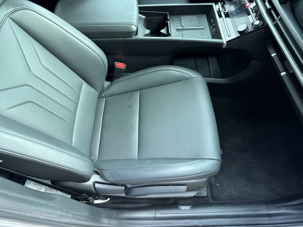 Used 2025 Hyundai Santa Fe SEL image 14