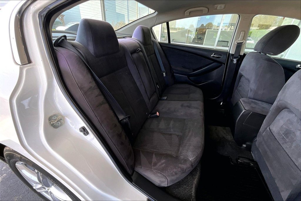 Used 2011 Nissan Altima 2.5 S FWD image 25
