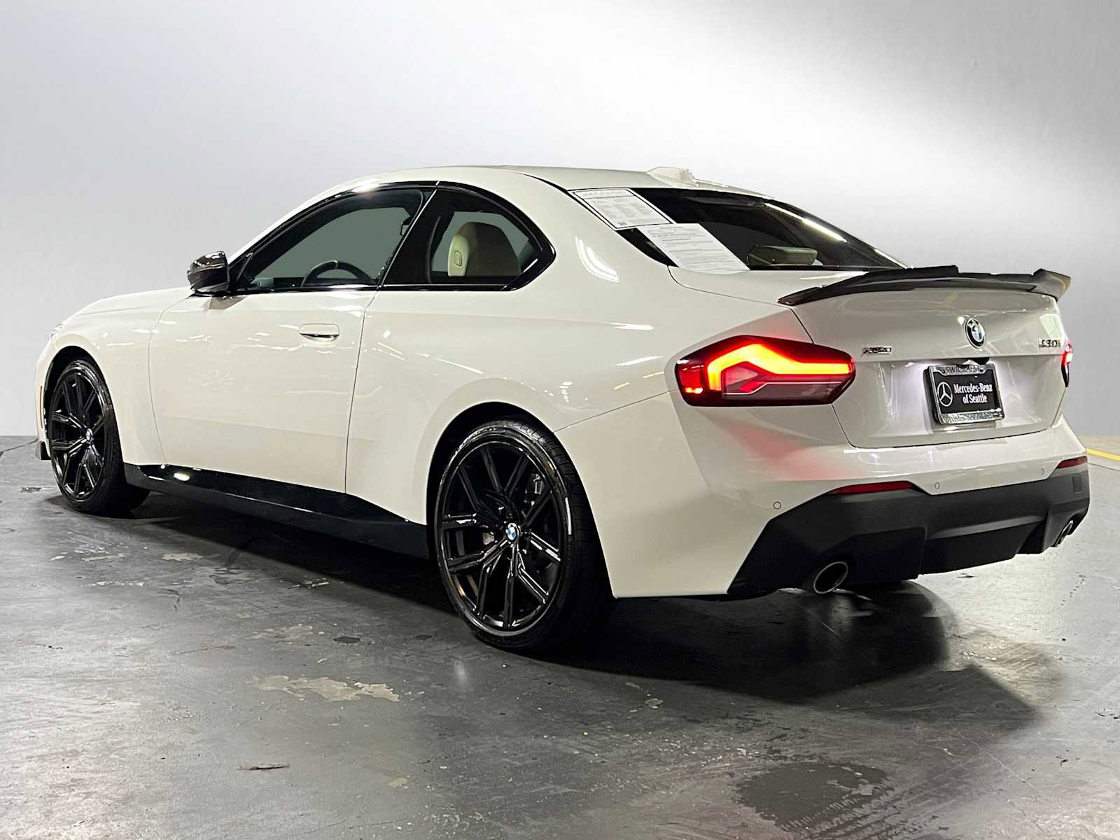 Used 2023 BMW 230i xDrive Coupe w/ Convenience Package AWD/4WD image 5