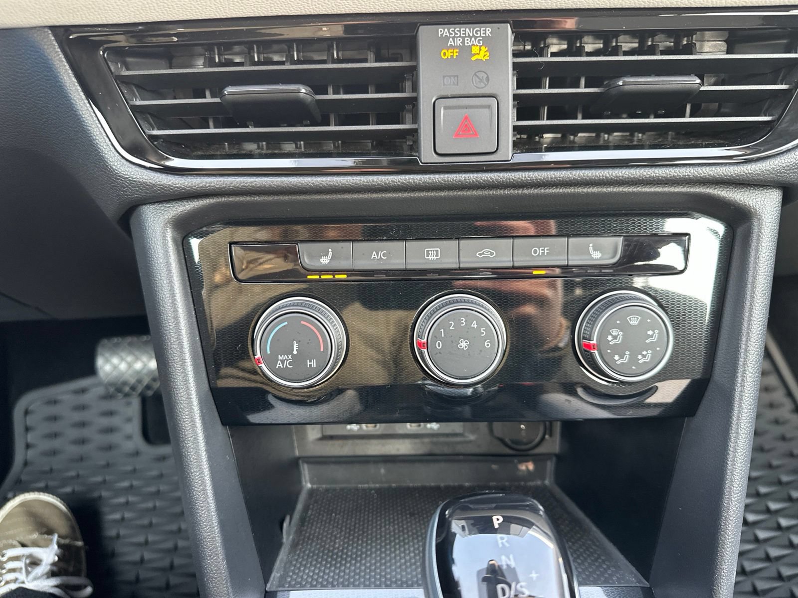 Certified 2025 Volkswagen Taos S AWD/4WD image 56