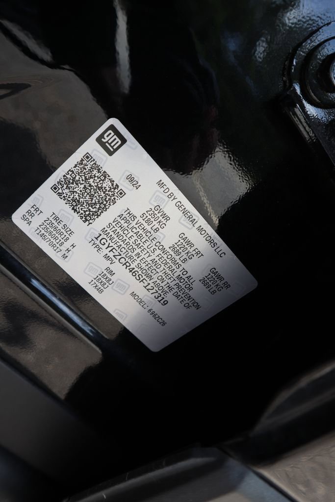 Used 2025 Cadillac XT4 Premium Luxury image 37