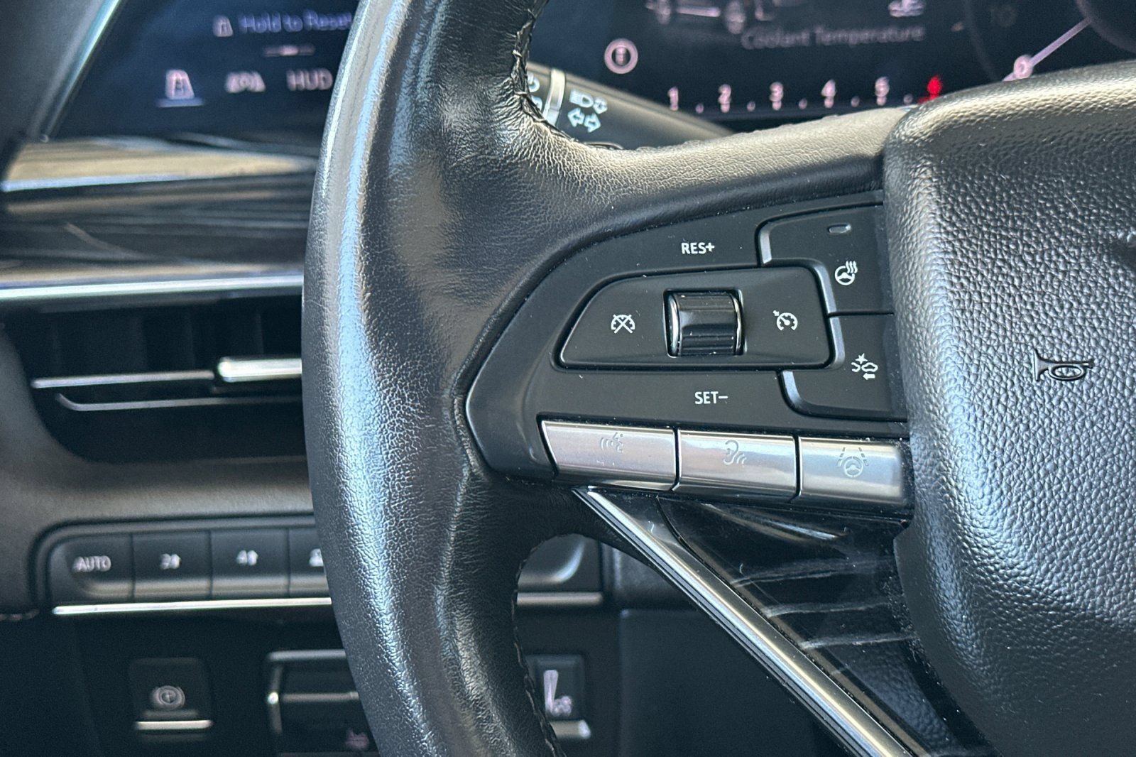 Certified 2023 Cadillac Escalade Sport AWD/4WD image 33