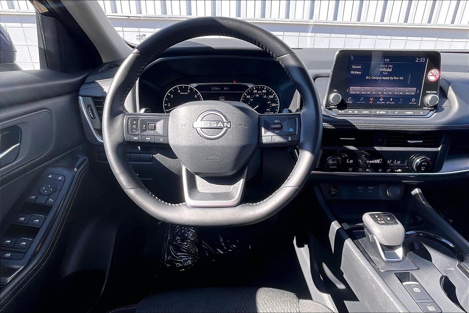 Used 2026 Nissan Rogue SV AWD/4WD image 6