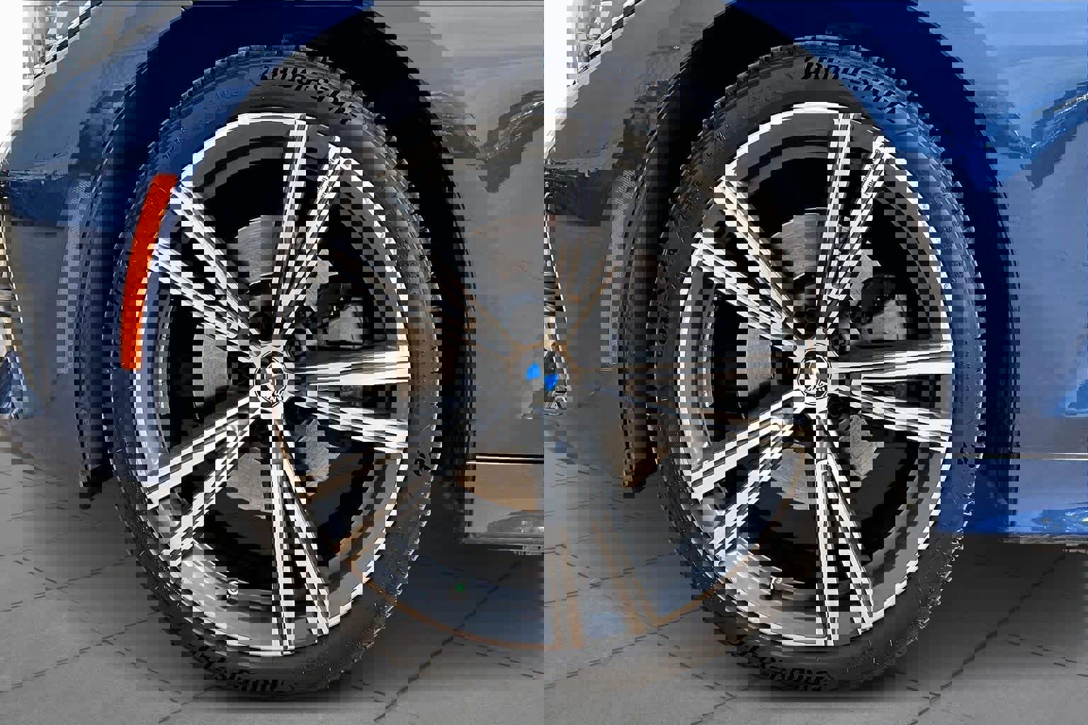 Used 2022 BMW 330i Sedan w/ Driving Assistance Package image 11