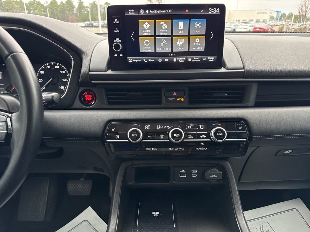 Used 2023 Honda Pilot Touring image 17