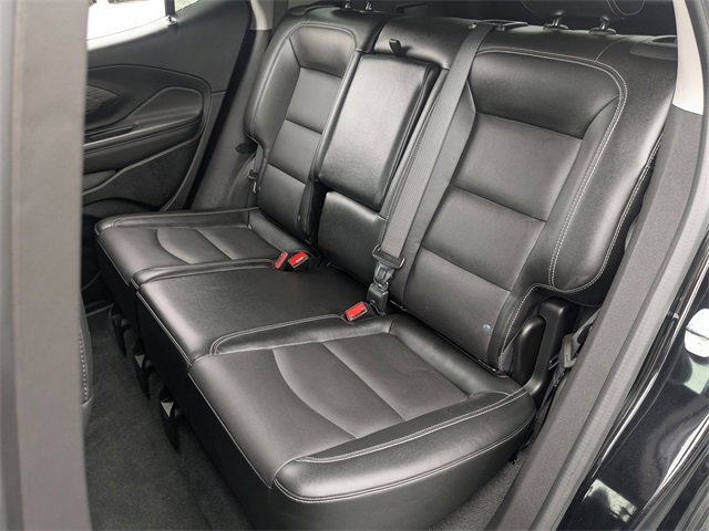 Used 2024 GMC Terrain SLT image 18