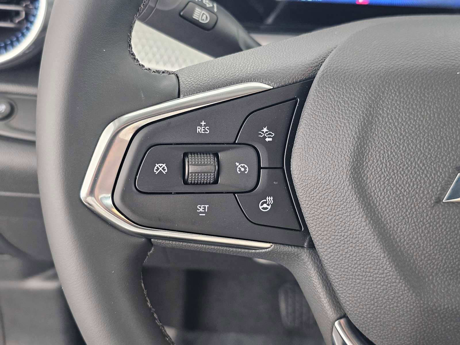 New 2026 Chevrolet Trax LT w/ Driver Confidence Package FWD image 27