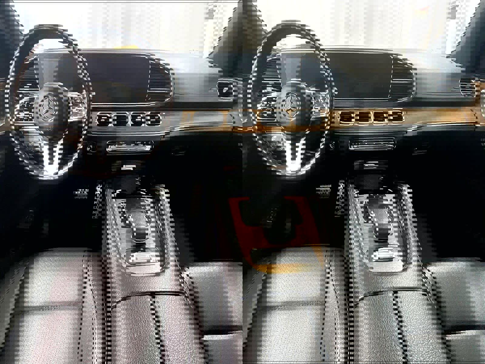 Used 2022 Mercedes-Benz GLS 450 4MATIC image 22