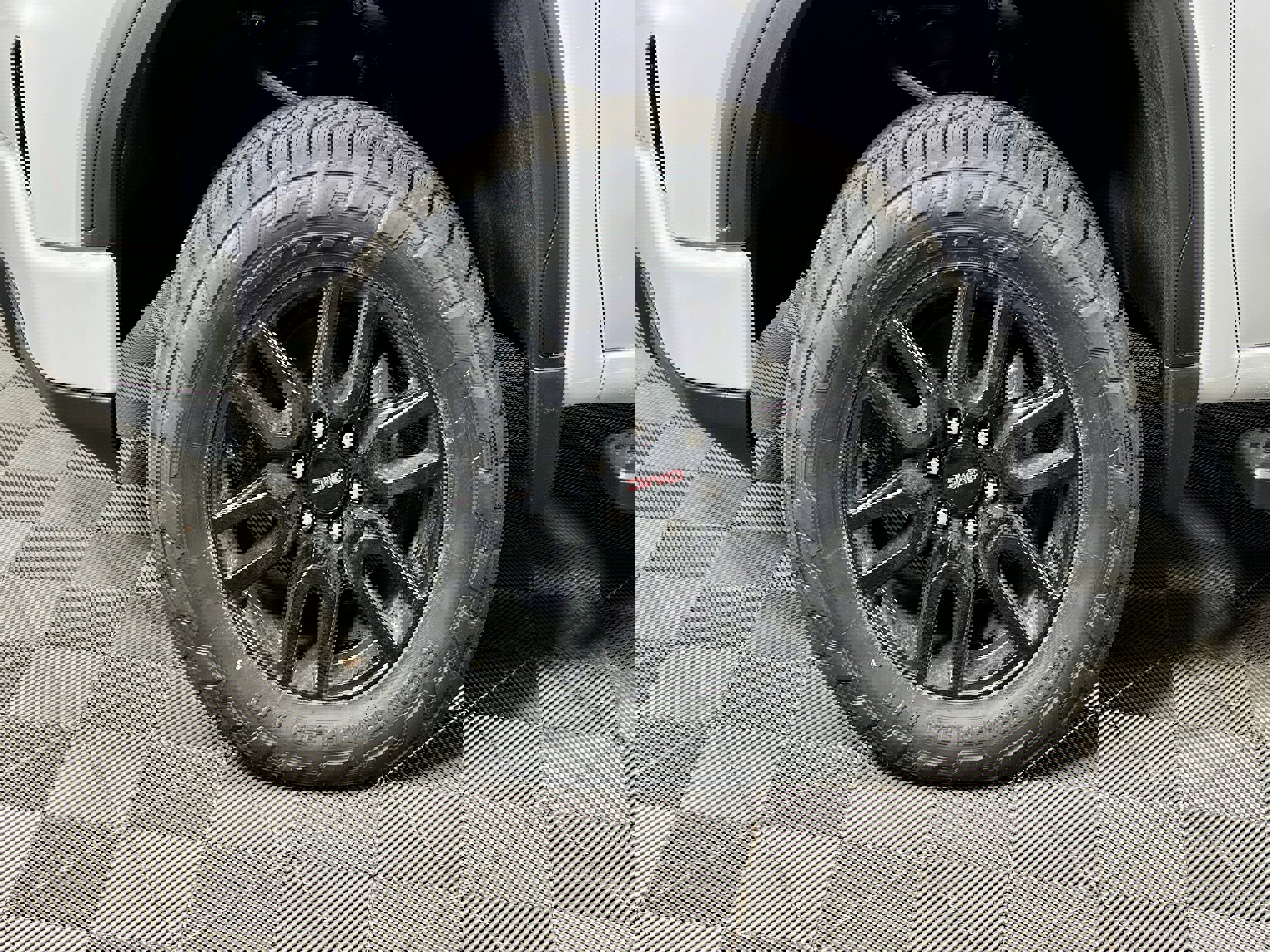 New 2026 GMC Sierra 1500 Elevation w/ Elevation Premium Package image 9