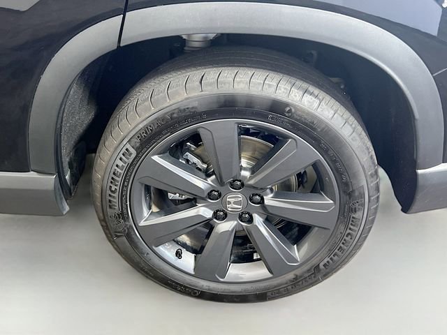Used 2024 Honda Pilot Sport image 26