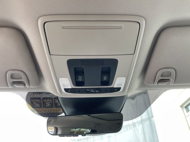 Used 2023 Honda Pilot Touring image 17