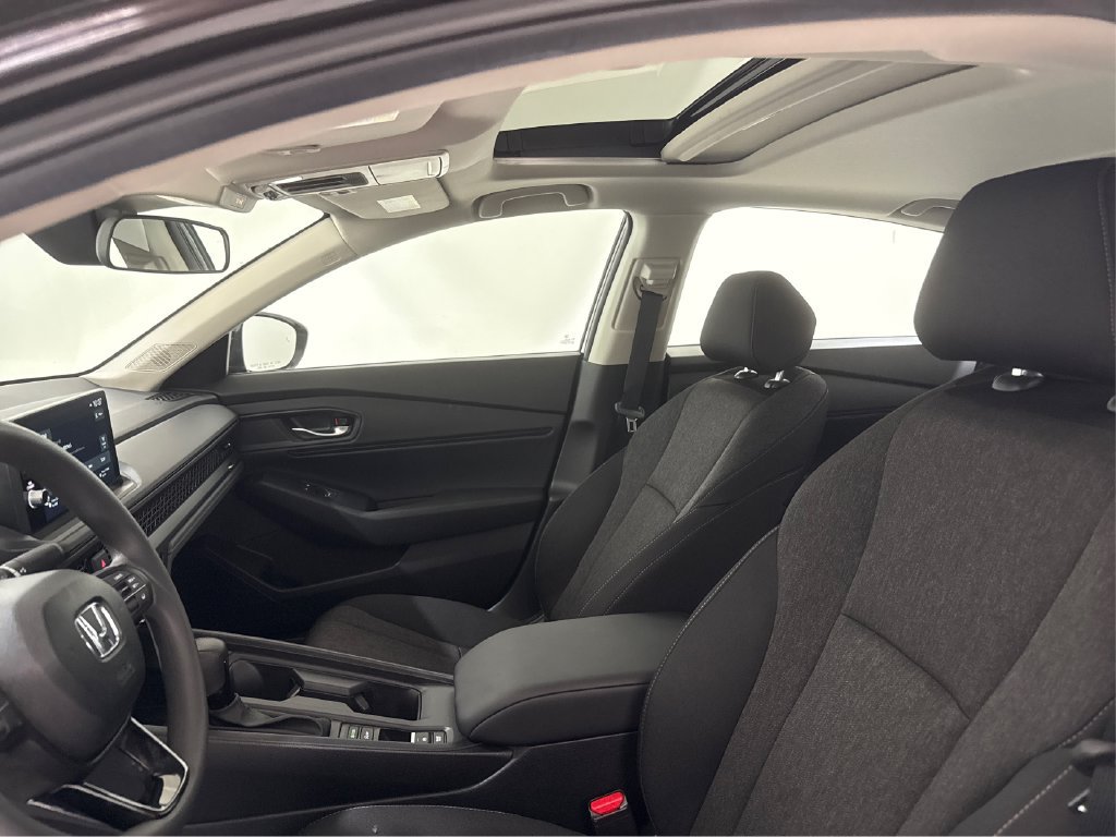 Used 2026 Honda Accord SE image 33