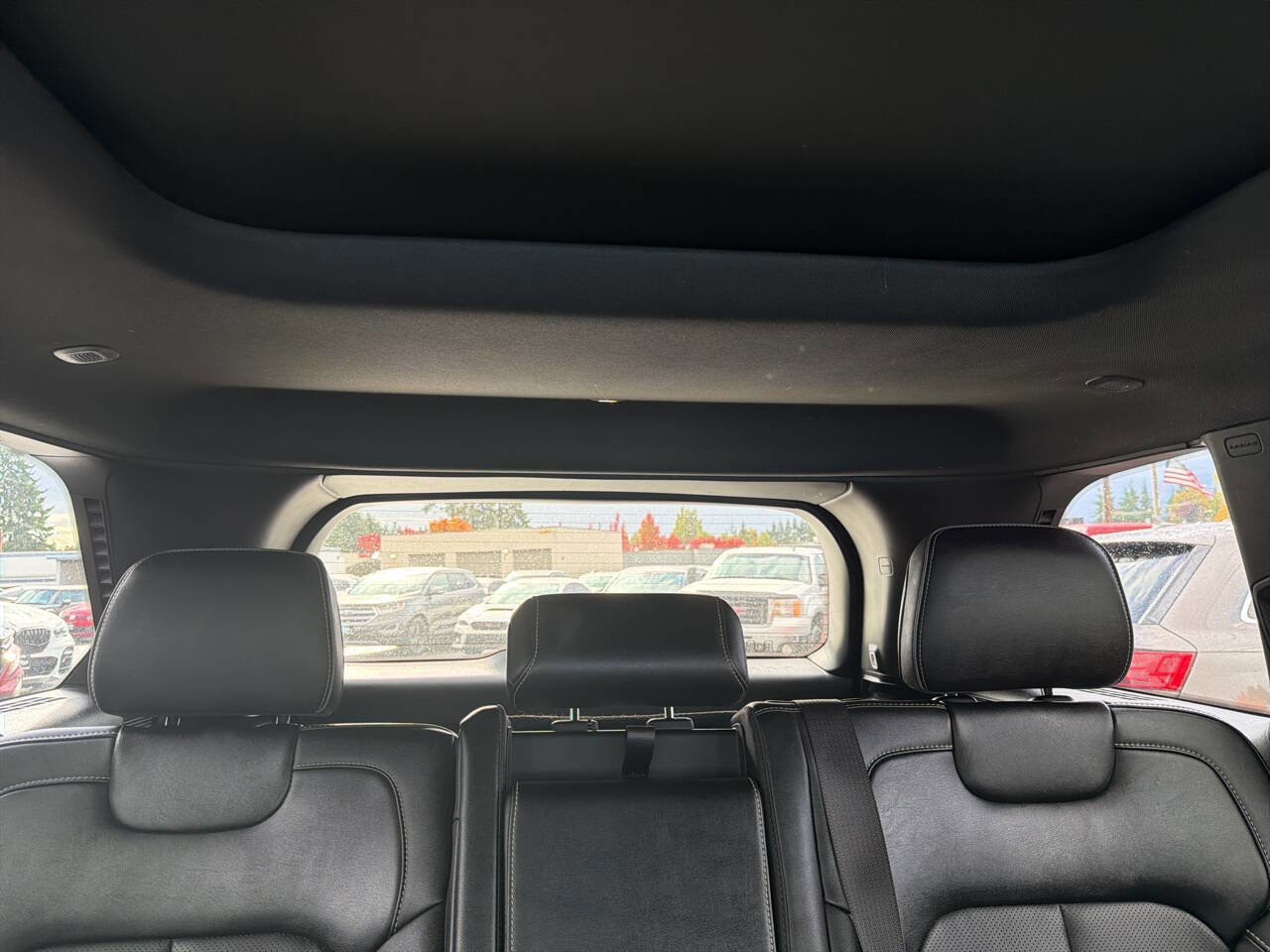 Used 2023 Jeep Grand Cherokee Overland w/ Luxury Tech Group IV image 47