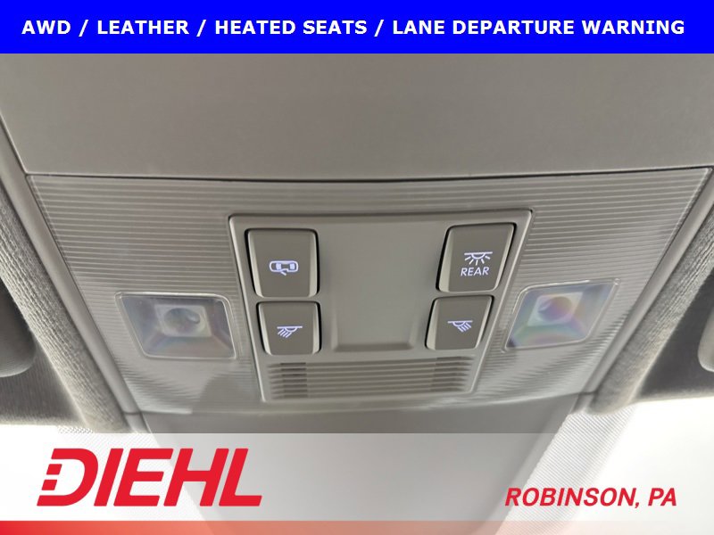 Used 2024 Volkswagen Tiguan SE image 33