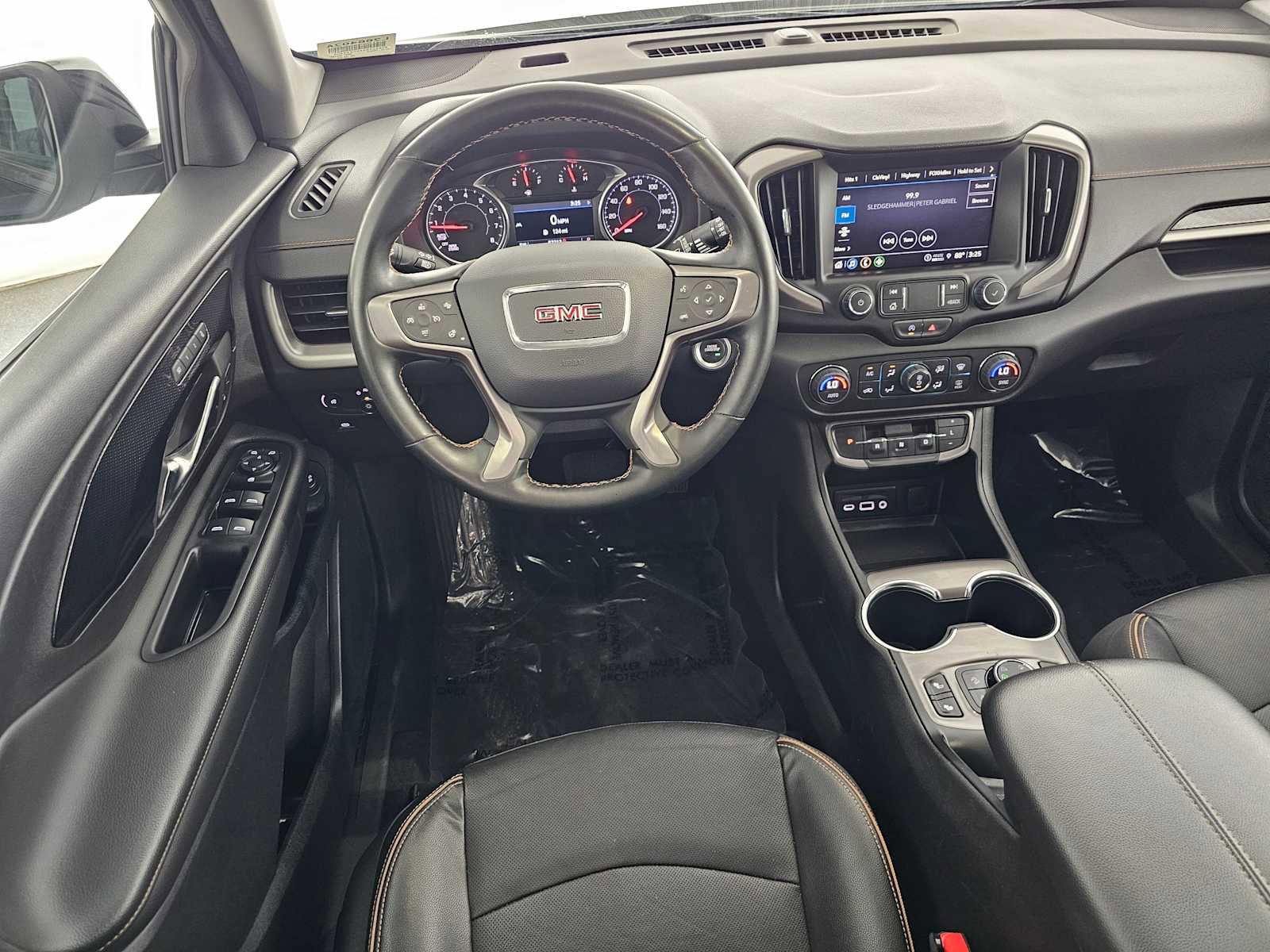 Used 2023 GMC Terrain AT4 image 18