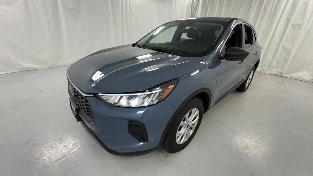 Used 2024 Ford Escape Active AWD/4WD image 7
