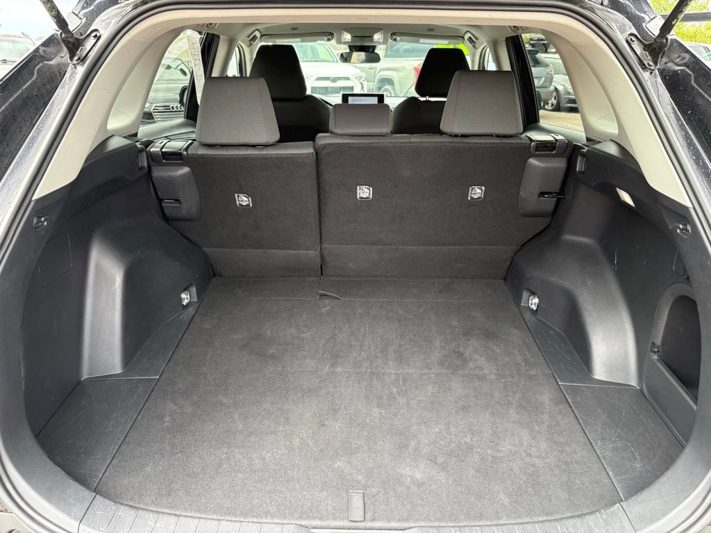 Used 2024 Toyota RAV4 XLE image 33