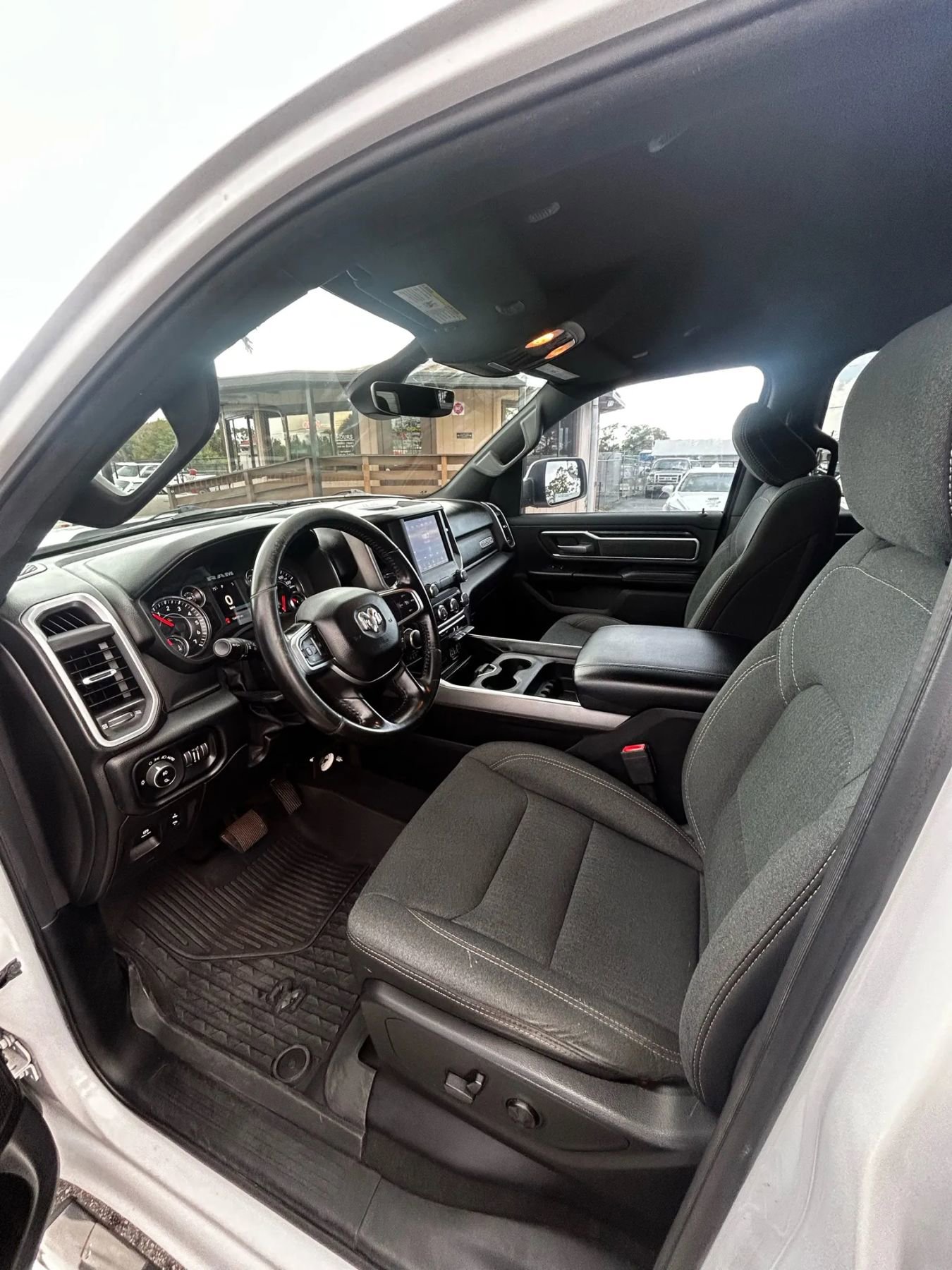 Used 2019 RAM 1500 Big Horn image 24