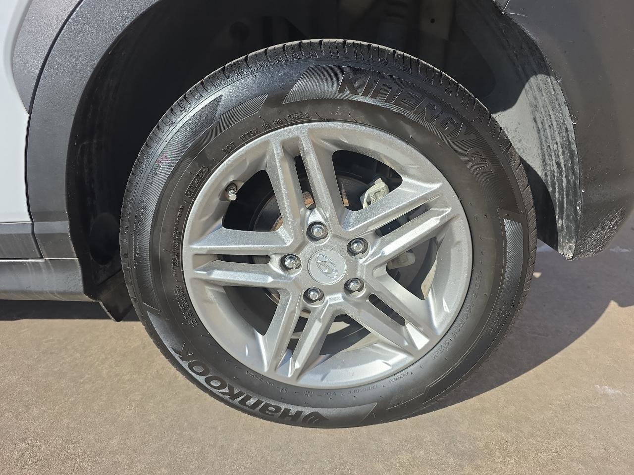 Used 2019 Hyundai Kona SE image 29