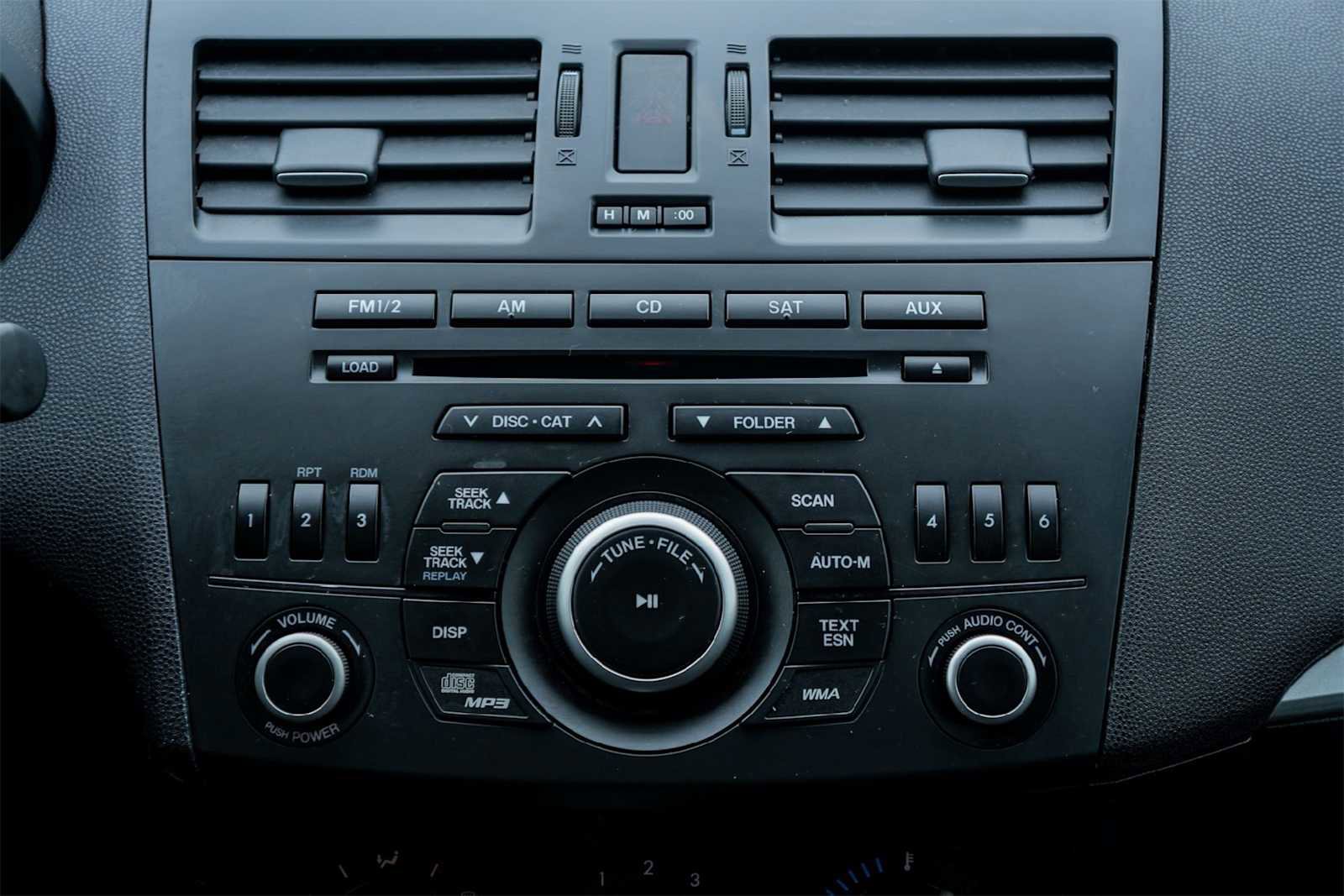 Used 2012 MAZDA MAZDA3 i Touring image 16