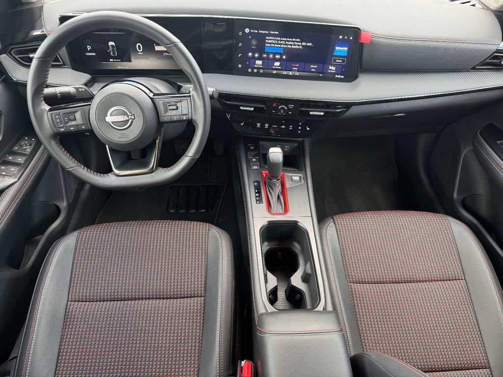 Used 2026 Nissan Kicks SR w/ Cold Weather Package AWD/4WD image 12