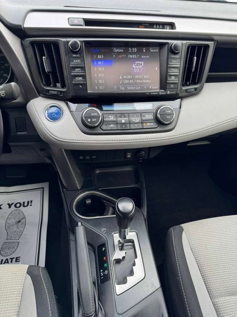 Used 2017 Toyota RAV4 XLE w/ Carpet Mat Package AWD/4WD image 28