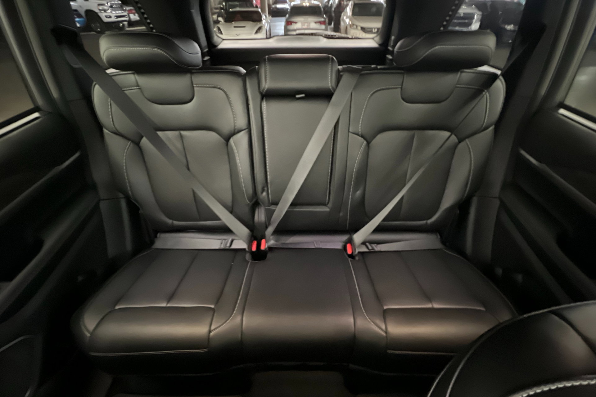 New 2024 Jeep Grand Cherokee Limited 4xe w/ Luxury Tech Group II image 25