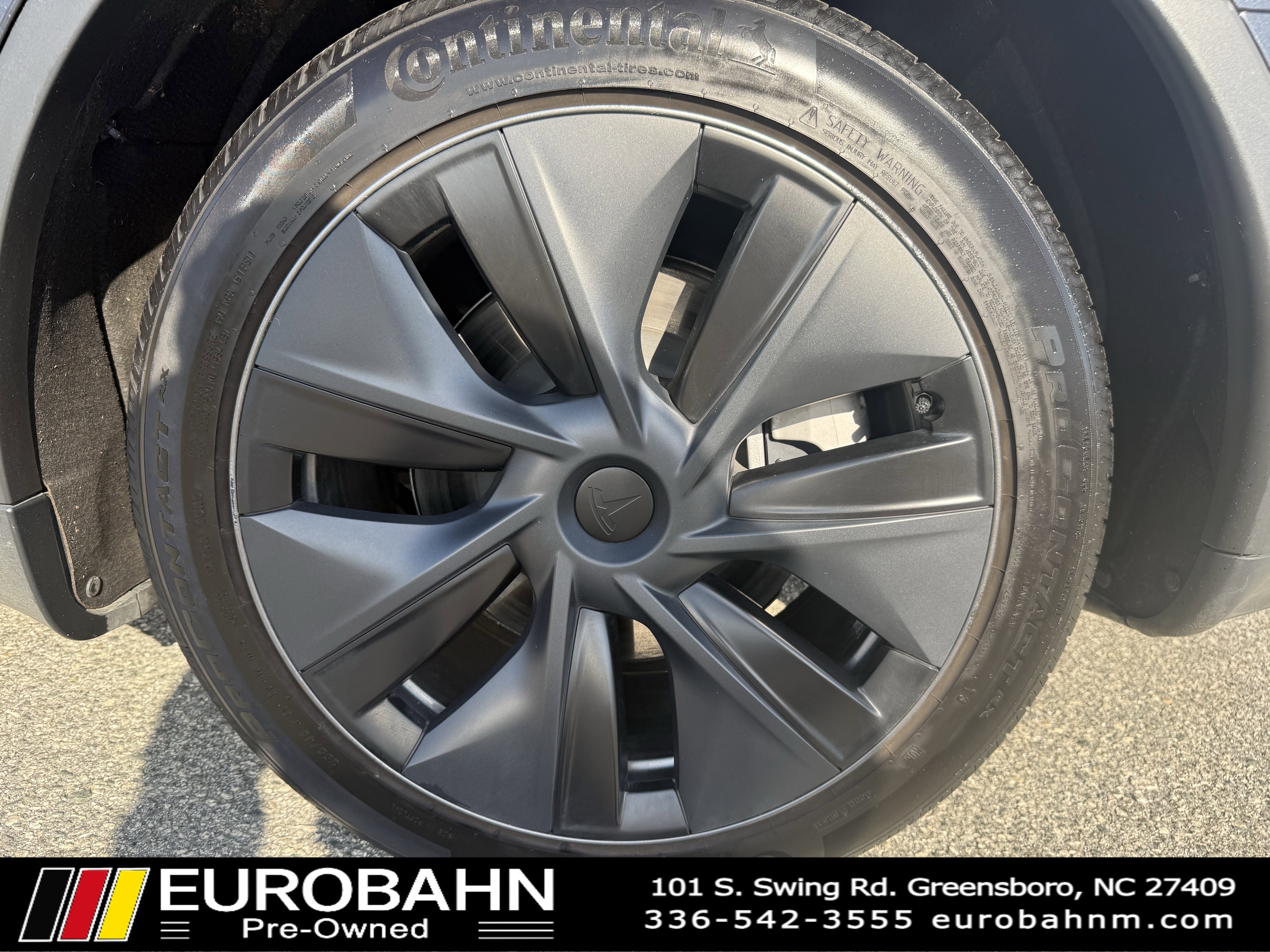 Used 2024 Tesla Model Y Long Range image 32