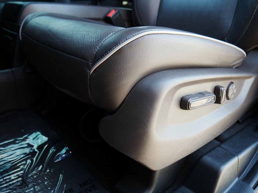 Used 2024 Honda Odyssey Elite image 12