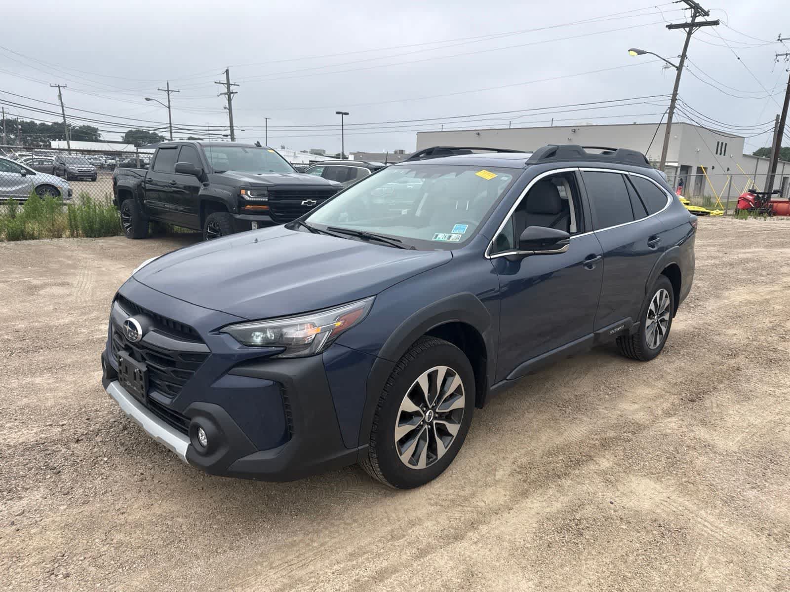 Certified 2024 Subaru Outback Limited AWD/4WD image 1