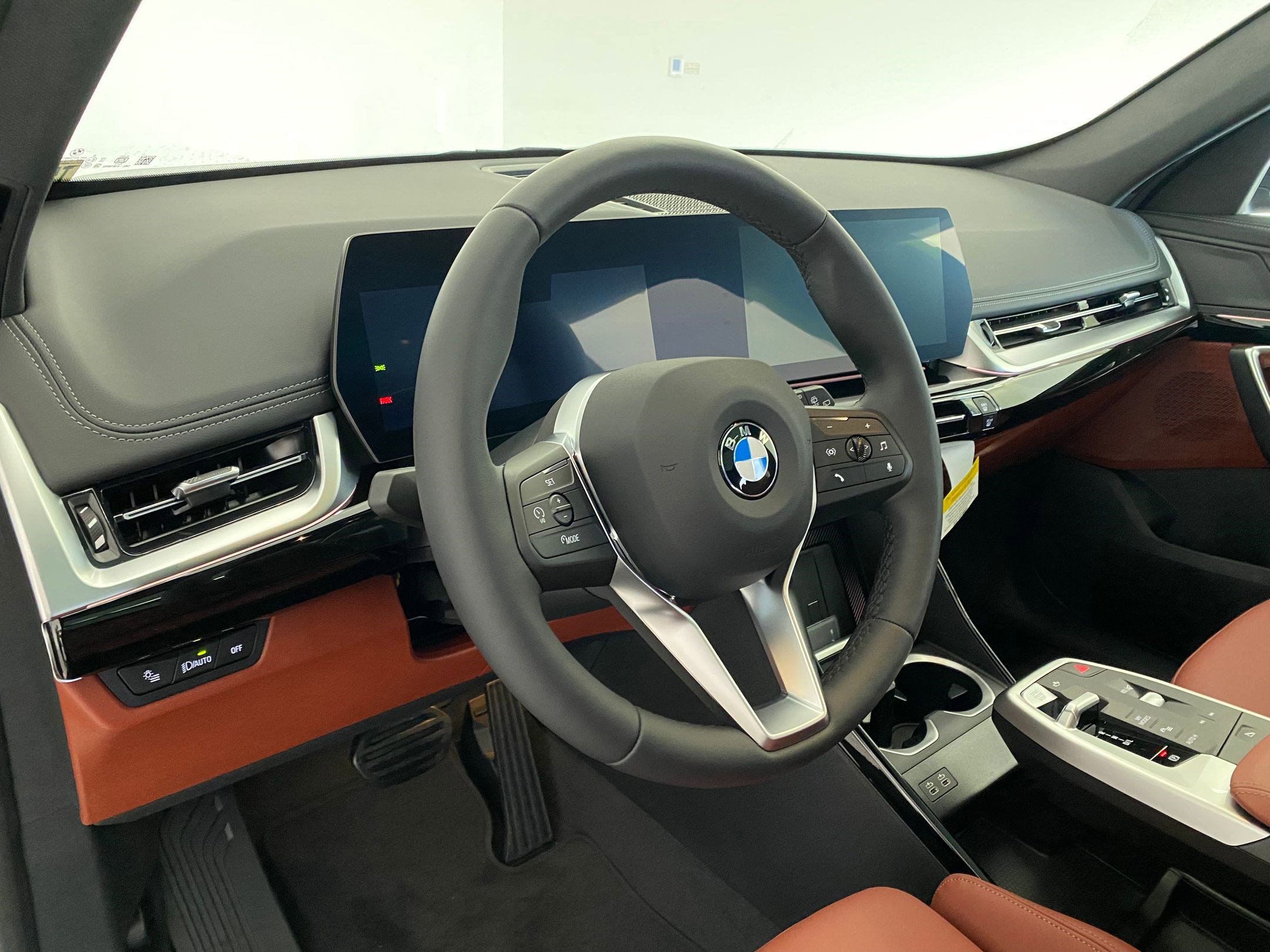 New 2026 BMW X1 xDrive28i w/ Convenience Package image 4