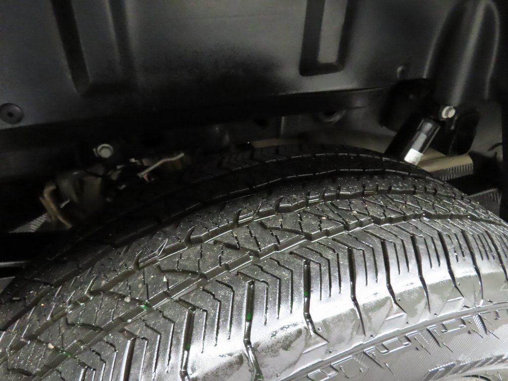 Used 2024 Ford F150 Lariat w/ Equipment Group 502A High image 39