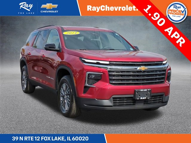 Certified 2024 Chevrolet Traverse LT w/ Trailering Package image 1