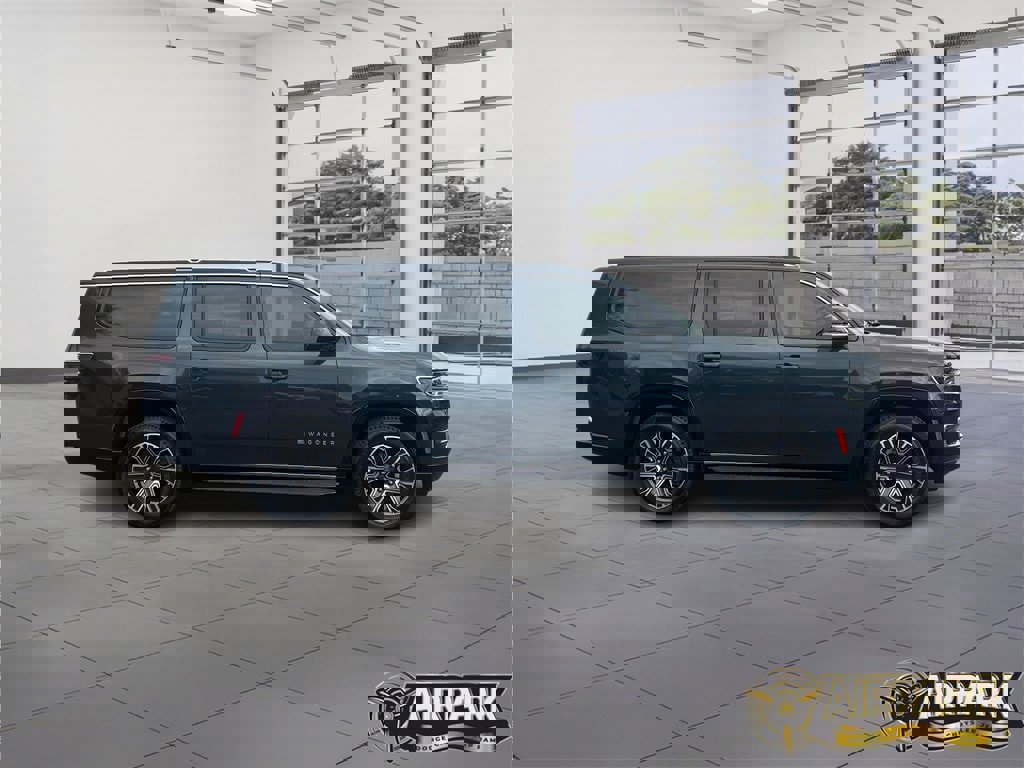 New 2024 Jeep Wagoneer L 4WD w/ HD Trailer Tow Package image 3