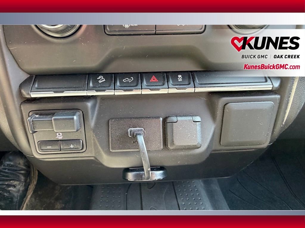 Used 2019 Chevrolet Silverado 1500 Custom Trail Boss w/ Custom Convenience Package image 15