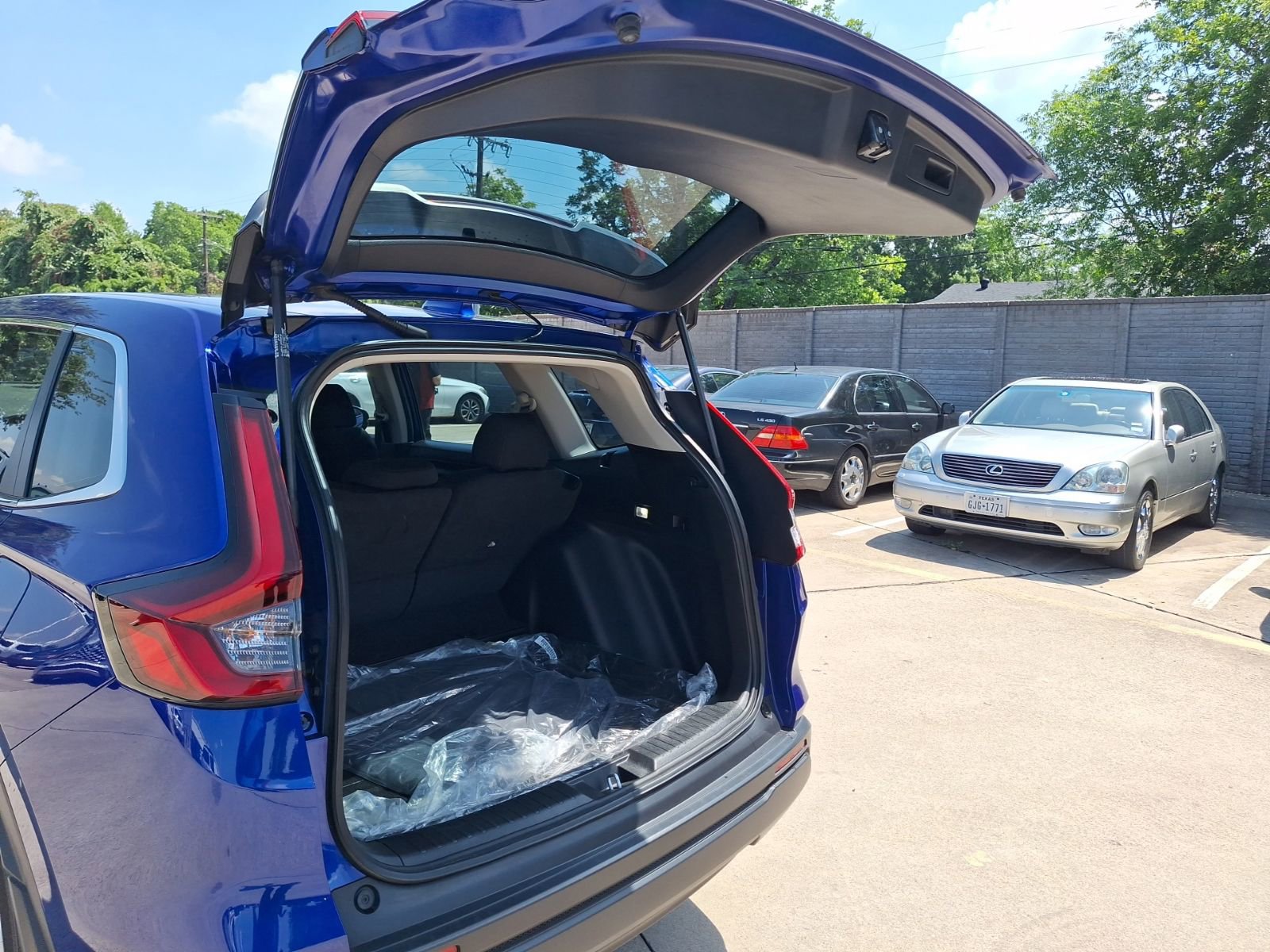 Used 2023 Honda CR-V LX image 35