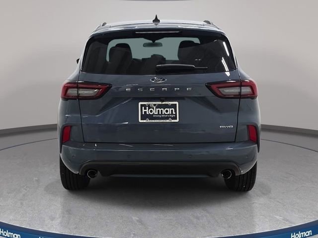 Used 2023 Ford Escape ST-Line w/ Tech Pack #1 AWD/4WD image 7