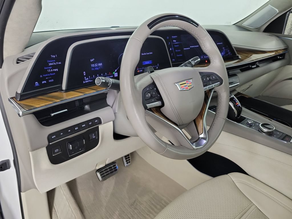 Used 2024 Cadillac Escalade ESV Sport Platinum w/ LPO, Floor Liner Package AWD/4WD image 19