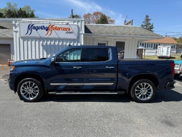 Used 2023 Chevrolet Silverado 1500 High Country w/ High Country Premium Package AWD/4WD image 14