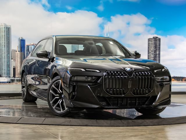 Used 2026 BMW 740i xDrive AWD/4WD video 1